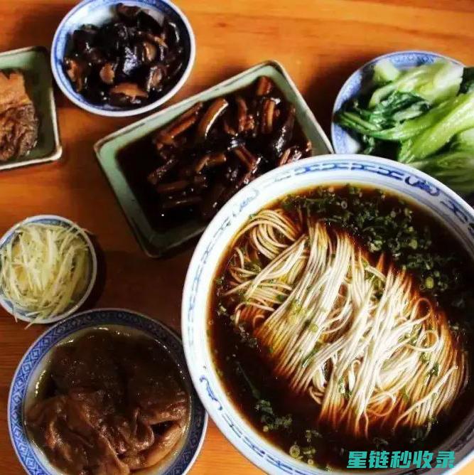 米饭松软的奥秘：泡米时间的玄机 (米饭松软可口)