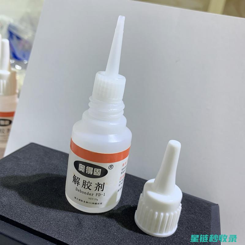 自制清洁剂：简单配方，打造洁净家居 (自制清洁剂去除重油污)