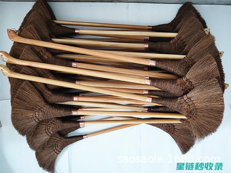 扫帚清洁：小工具大用途，轻松搞定家务 (扫帚清洗小妙招)